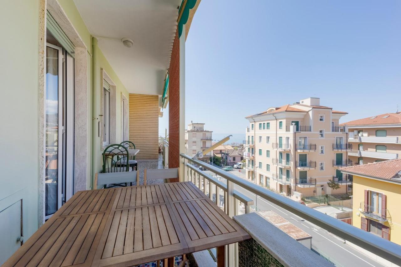 Victoria Apartment Bordighera Eksteriør bilde