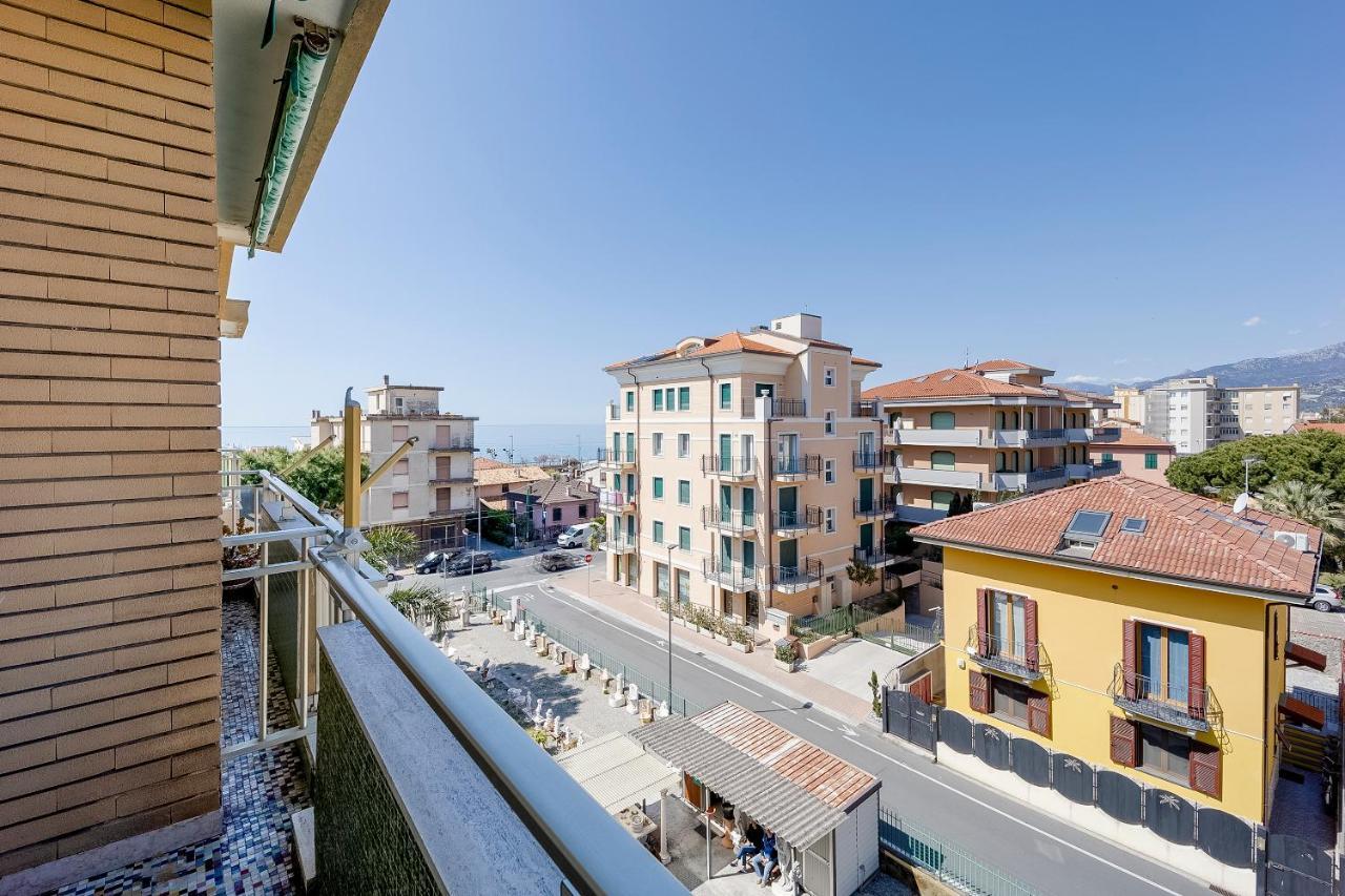 Victoria Apartment Bordighera Eksteriør bilde